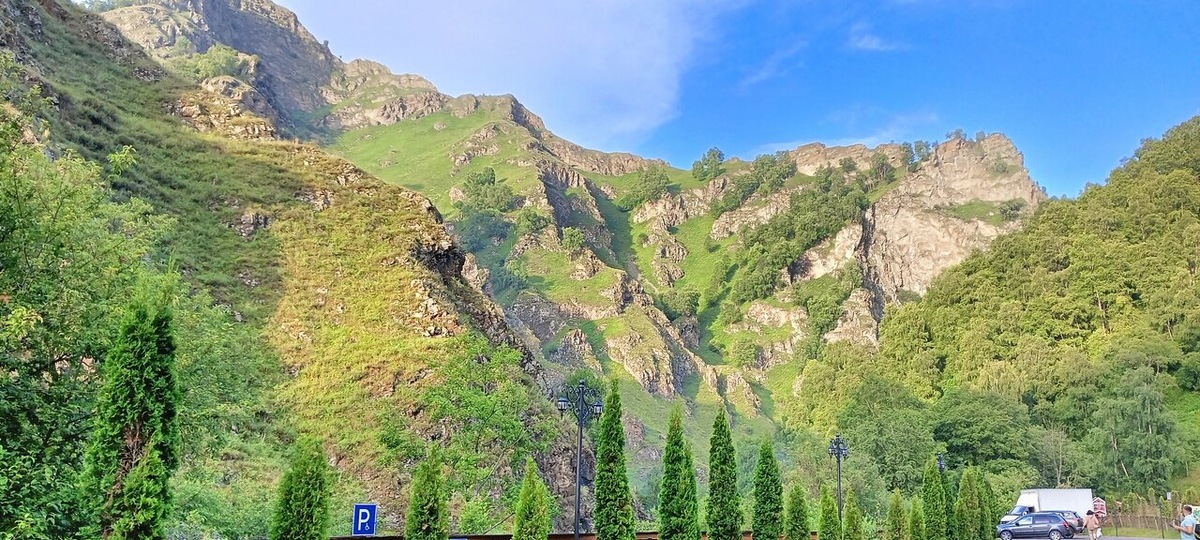 Долина Нарзанов (Кабардино‑Балкария)
