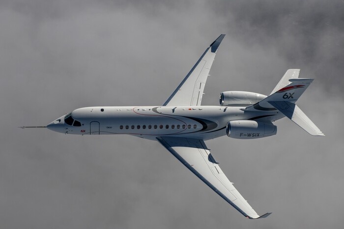Falcon 6X успешно летает из Европы в США и по другим направлениям. Фото: samchui.com