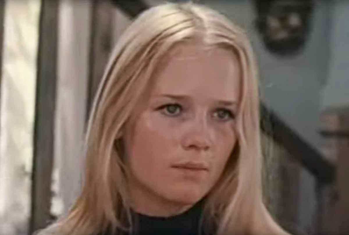 Девочку очень жалко 