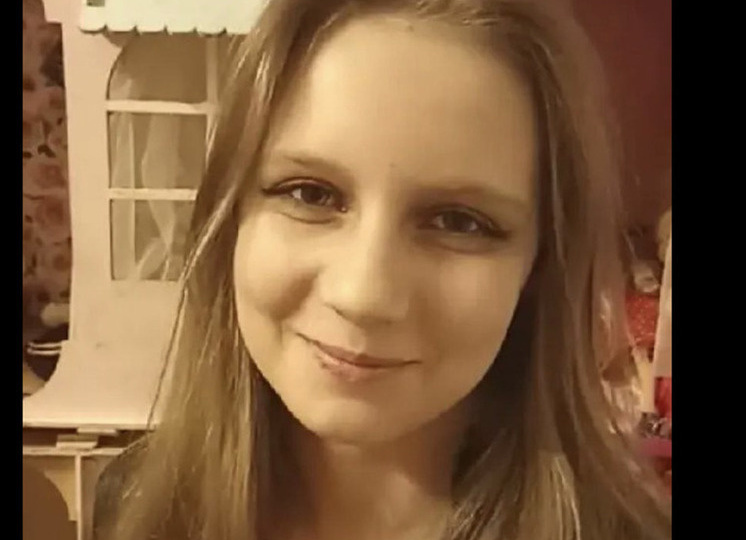 Позор Алисы Тепляковой: 13-летний "педагог" попалась на лжи о своей методике