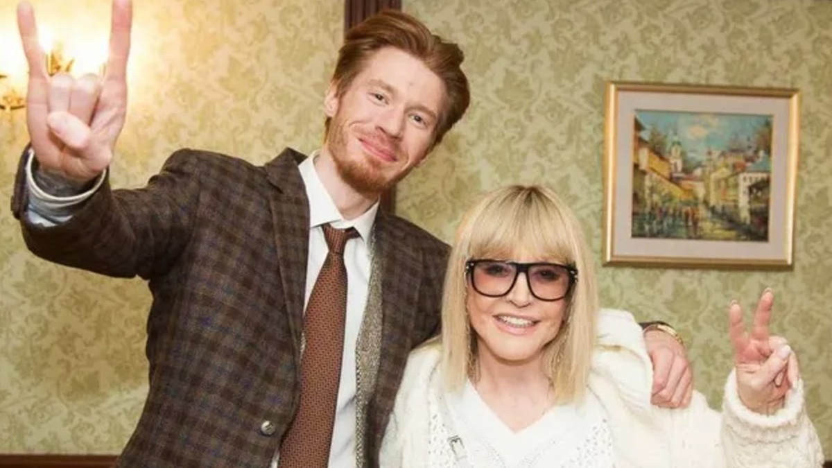 Никита Пресняков с бабушкой