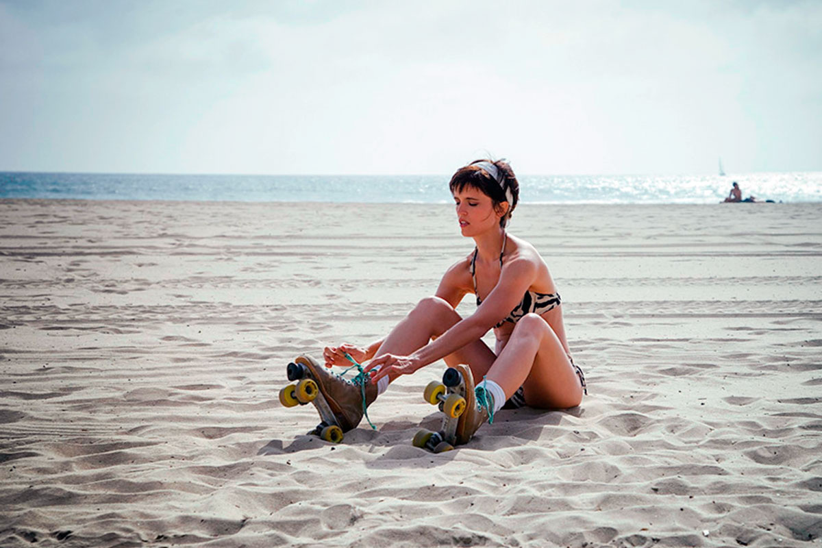 Нарцисс постоянно воспроизводит старые детские конфликты