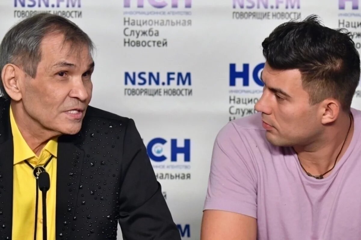    Бари Алибасов-старший был официально женат семь раз.