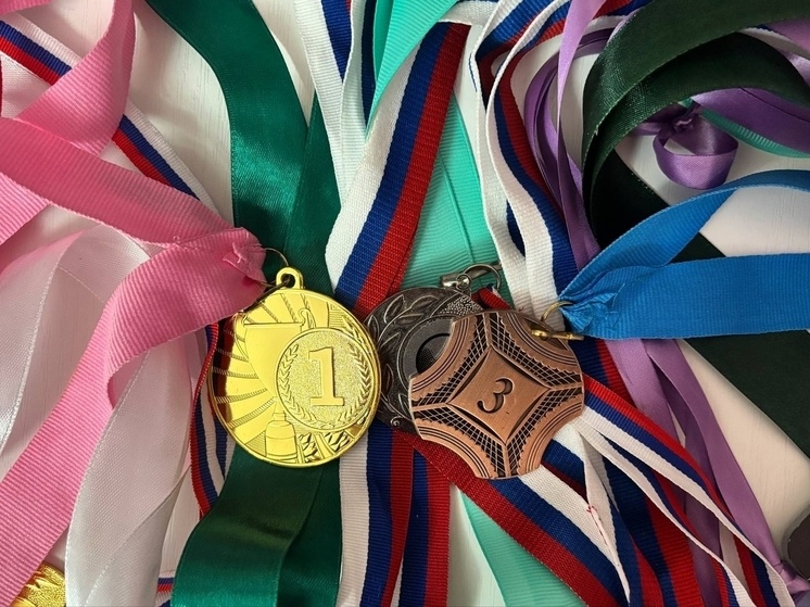     В руках юных дзюдоистов Хакасии оказались 7 медалей межрегиональных соревнований. Фото: архив МК в Хакасии