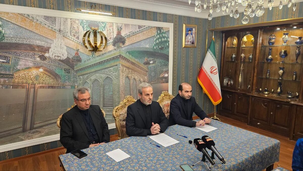    Цветокоррекция оригинального изображения была произведена с использованием ИИ "Ниязов 2.0"