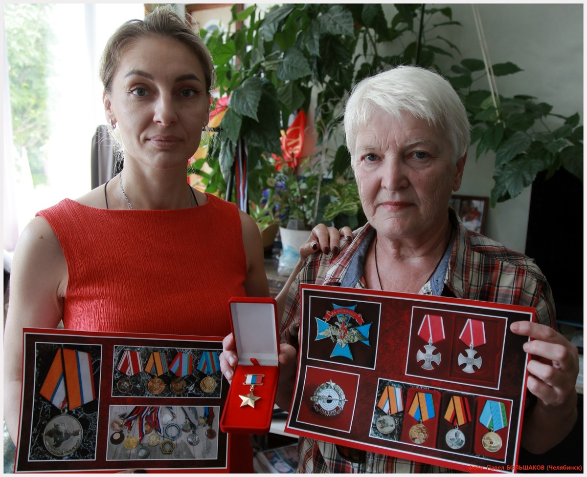 Надежда Солдатенкова и мать Героя России Андрея Мосина - Ольга Михайловна
