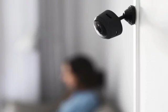    Как выбрать камеру видеонаблюдения на дачу?