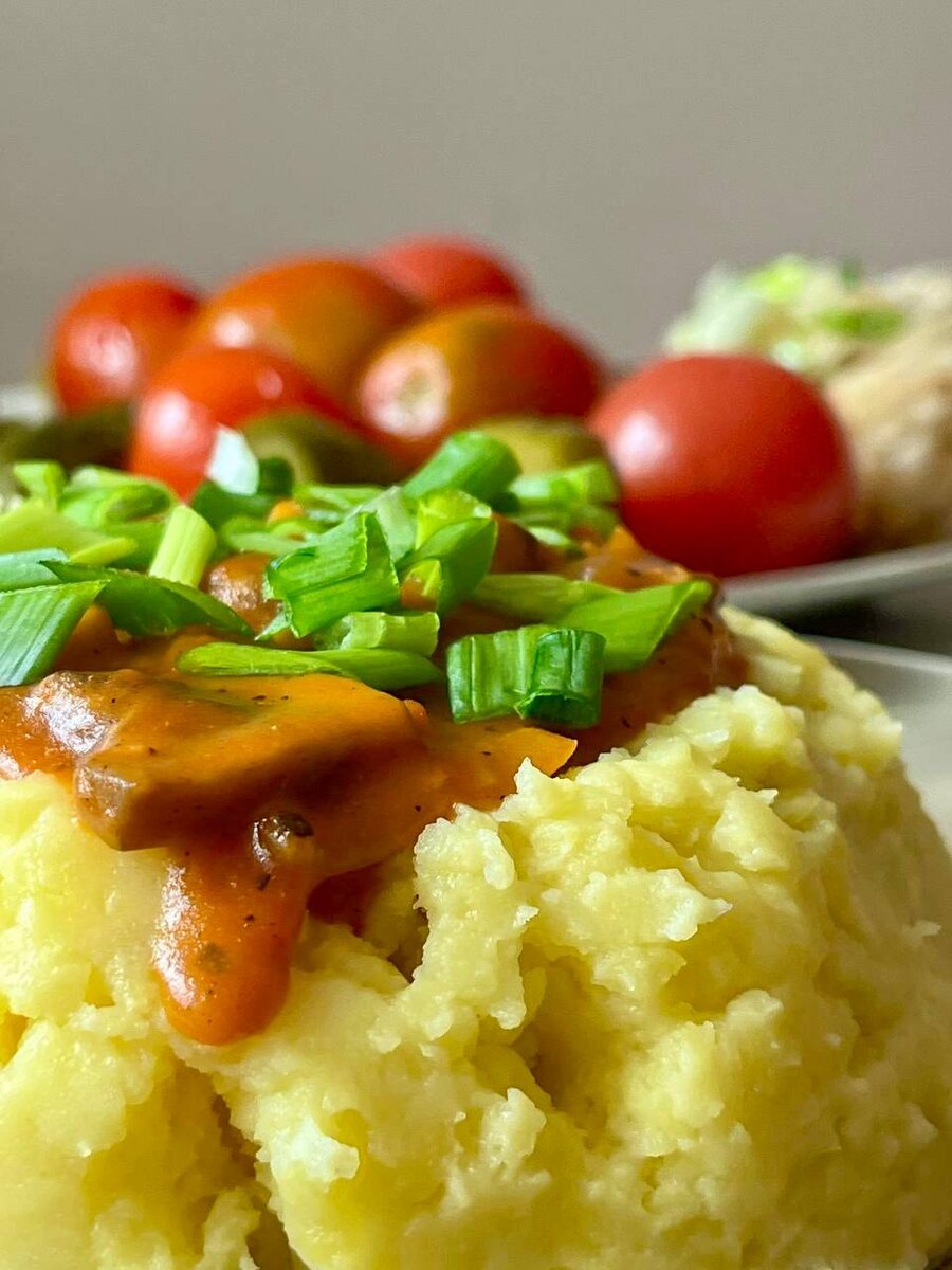 Картофельное пюре с "советской" подливой