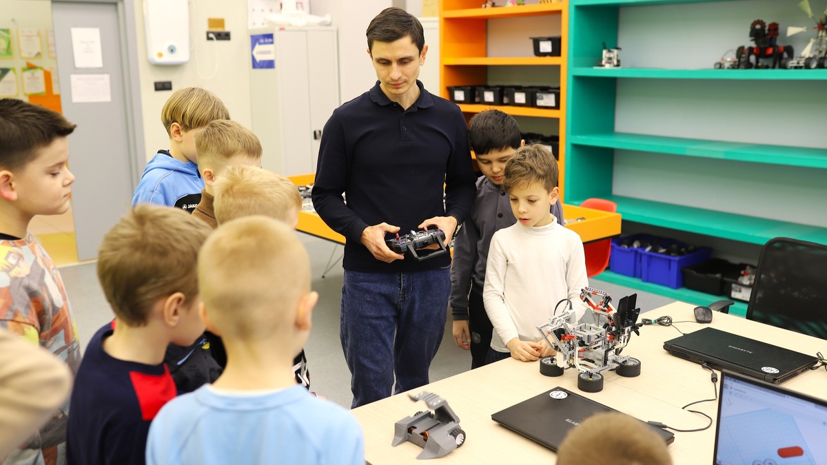    Югорчан приглашают на «Битву роботов»