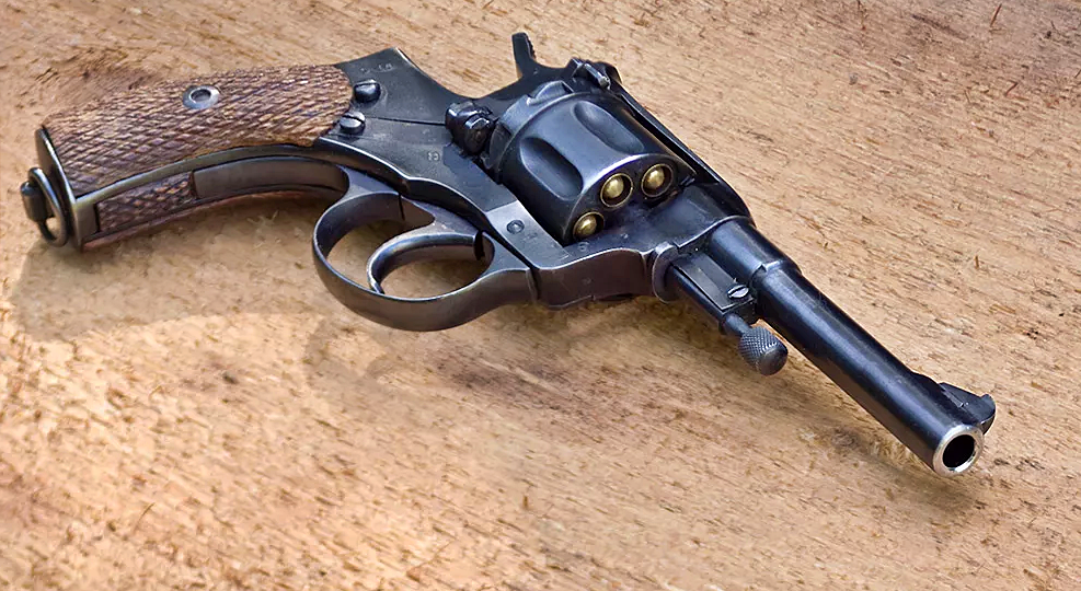 Револьвер Нагана: единственный в мире револьвер, на который можно поставить глушитель