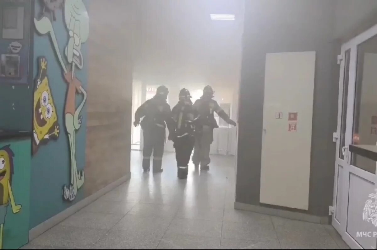    В Благовещенске в старейшем ТЦ «Амурская ярмарка» произошёл пожар