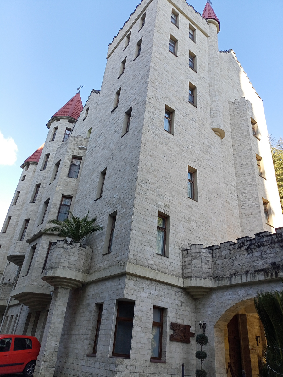 Наш отель в стиле замка 16 века