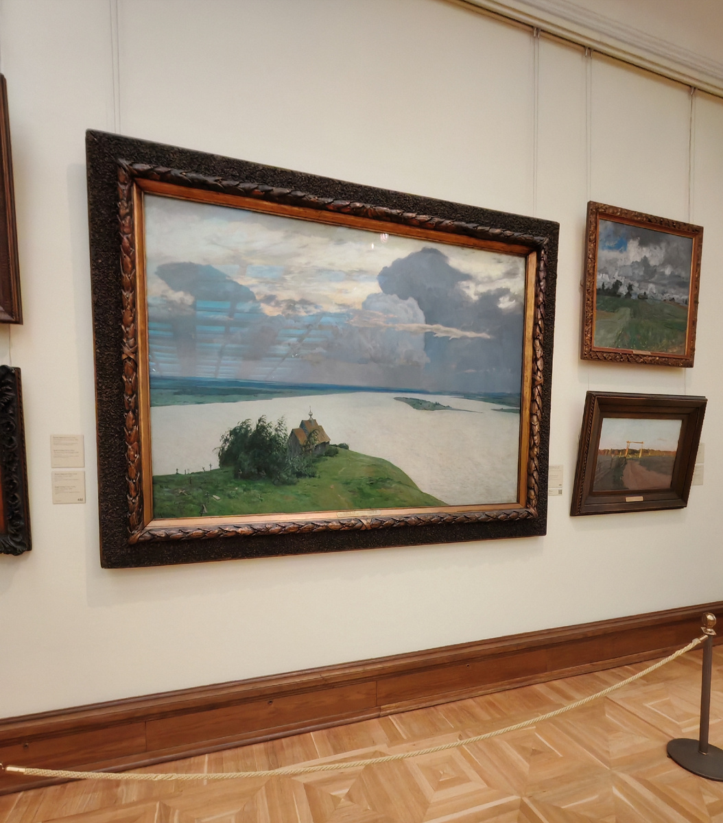 Сначала я услышала песню группы " Чёрный кофе". И, лишь потом узнала что же это такое- "Над вечным покоем" 