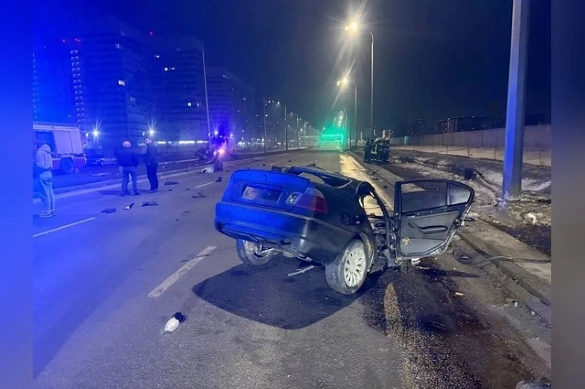    Машину BMW с пассажирами разорвало после ДТП на Рокоссовского в Оренбурге