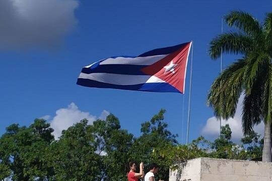    Трамп работает над свержением президента Кубы