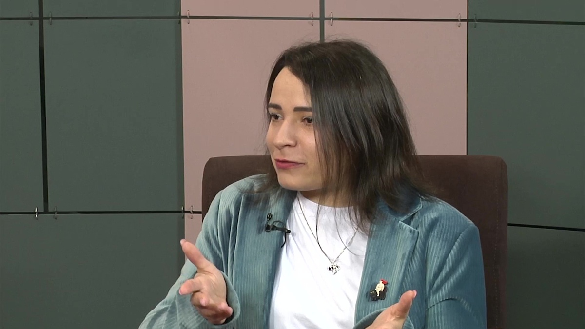 Особое внимание психолог Анна Кустова уделила важности полного проживания эмоций, включая те, что принято считать «негативными».