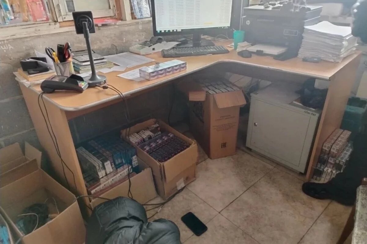    В Магнитогорске обнаружили подпольный склад с сигаретами на 3 млн рублей