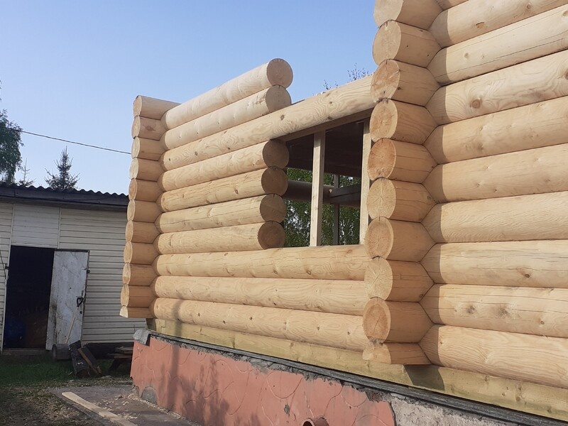 Дом из оцилиндрованного бревна.https://mastermay.ru/