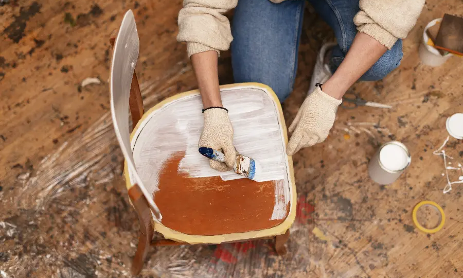 Как легко покрасить старую мебель своими руками