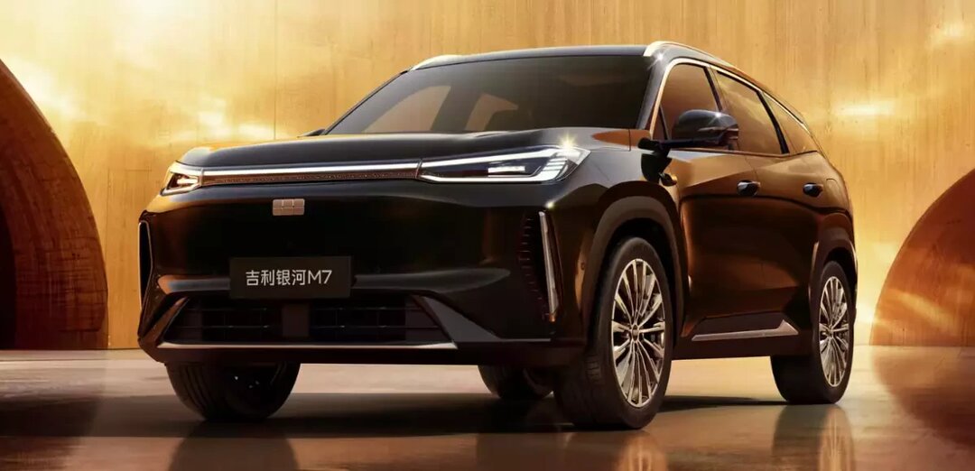 Geely представила новый гибридный кроссовер - Galaxy M7.