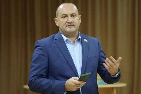    Вячеслав Калинин считает неприемлемым онлайн-взыскание долгов за ЖКУ (фото: reporter64.ru)
