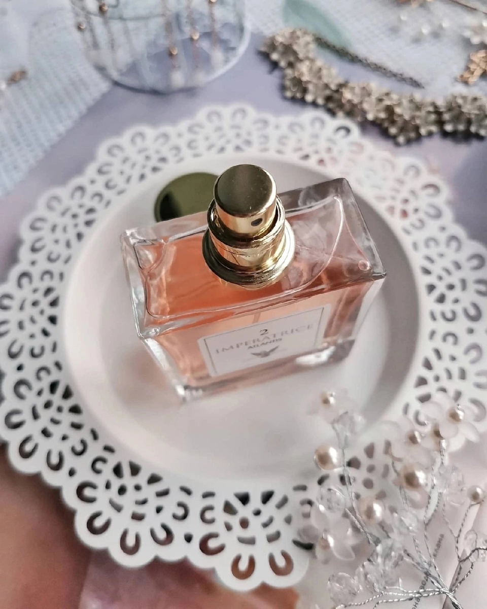 Парфюм от бренда "Ponti Parfum", флакон