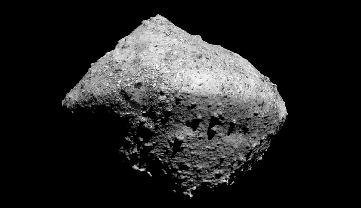 Астероид Рюгу – удивительный объект в Солнечной системе. (Фото: www.sciencedaily.com).