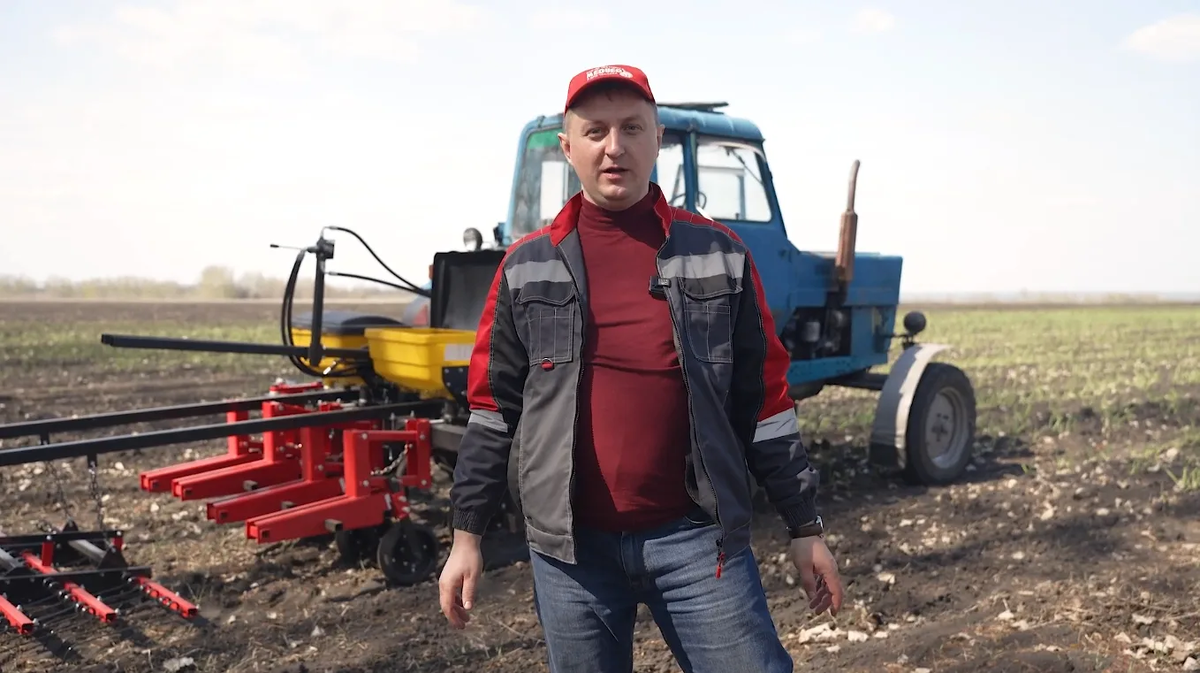 Евгений Медведев, основатель и руководитель компании по производству техники для выращивания чеснока и не только...