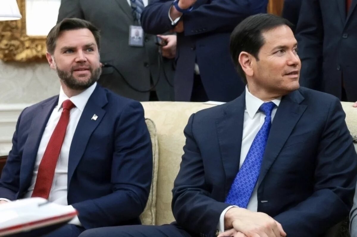    Дотком заявил, что у Вэнса и Рубио больше нет будущего