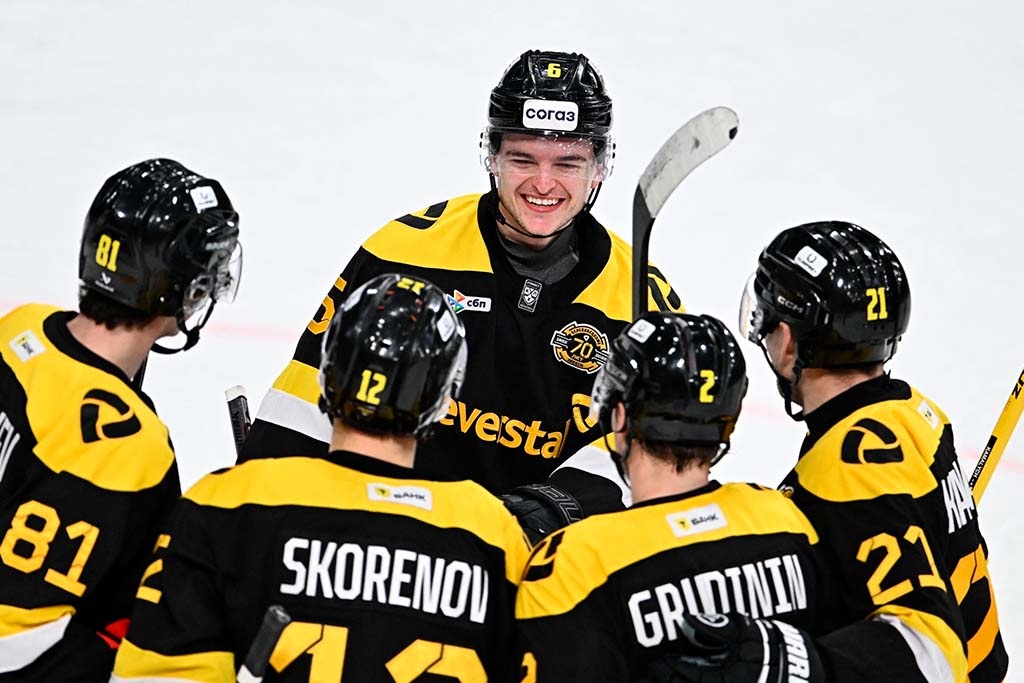    16 марта череповецкая команда обыграла казанский "Ак Барс"