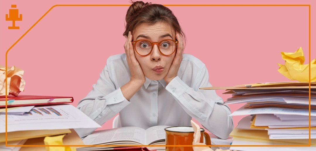 Организованное рабочее пространство влияет не только на внешний вид, но и на концентрацию, уровень стресса и эффективность работы. Продуманная система хранения помогает поддерживать порядок, экономить время и работать спокойнее.