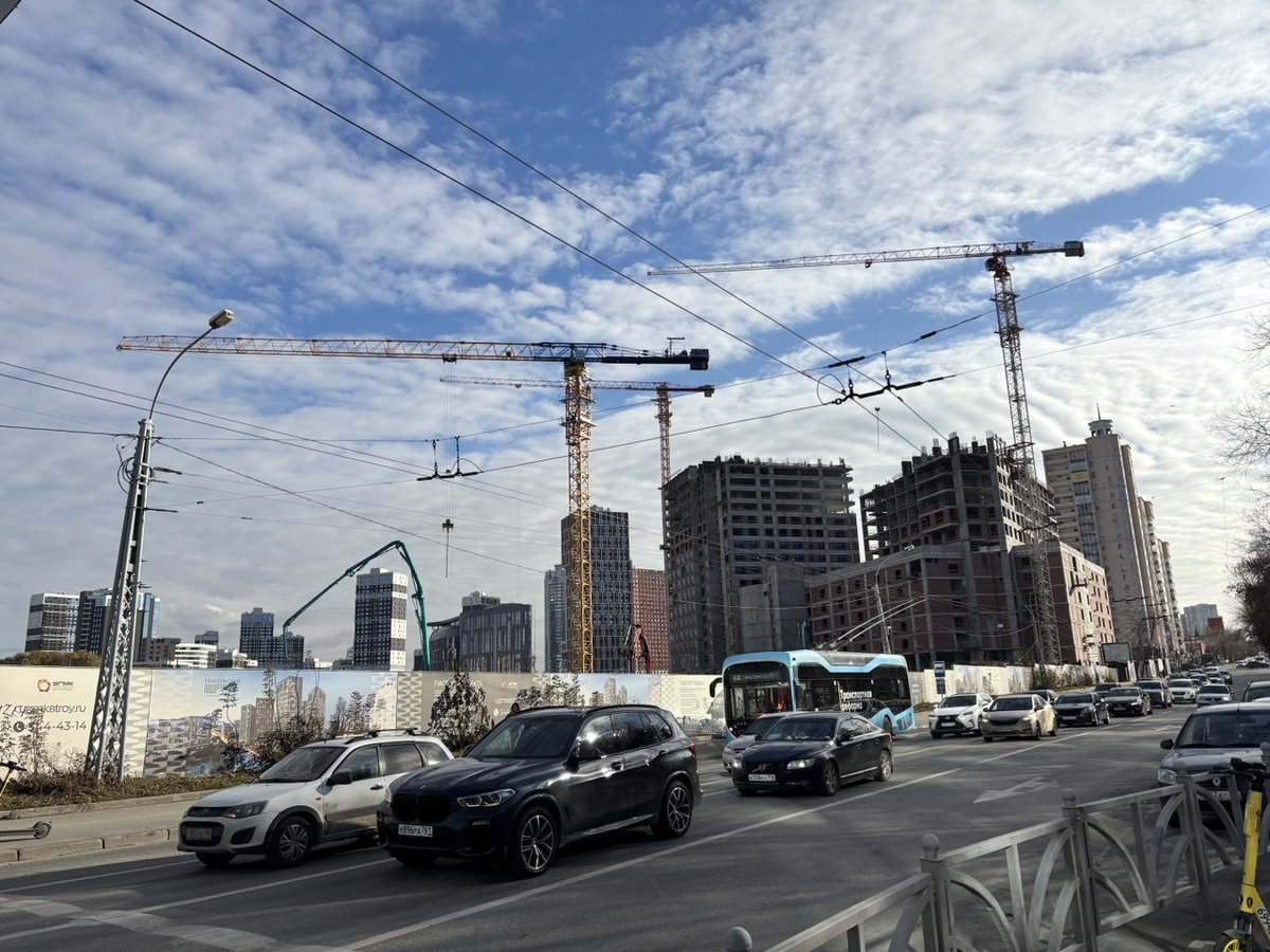 Екатеринбург продолжает строиться быстрее других городов.  Фото: Фото: ФедералПресс / Ольга Дружинина