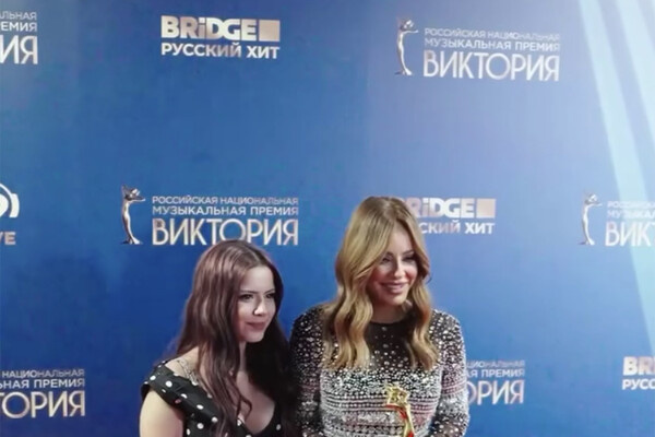 anilorak/Instagram   📷