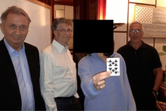 Светлана с Эпштейном, норвежским дипломатом и Биллом Гейтсом. 