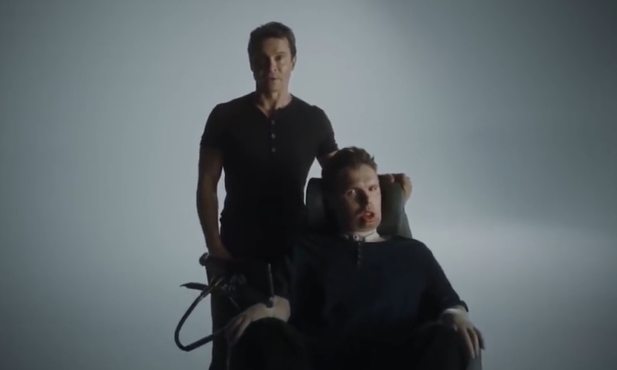 «Один на один с болезнью»: почему закрывается единственный в России фонд помощи людям с БАС