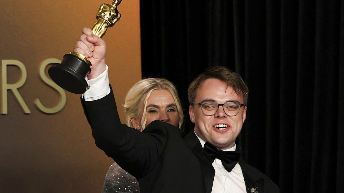 Его "Оскар" со знаком минус или плюс? 