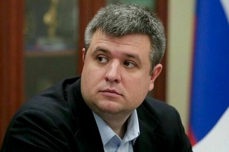    Иллюстрация к материалу: В России ужесточают контроль за продажей вейпов: что важно знать родителям