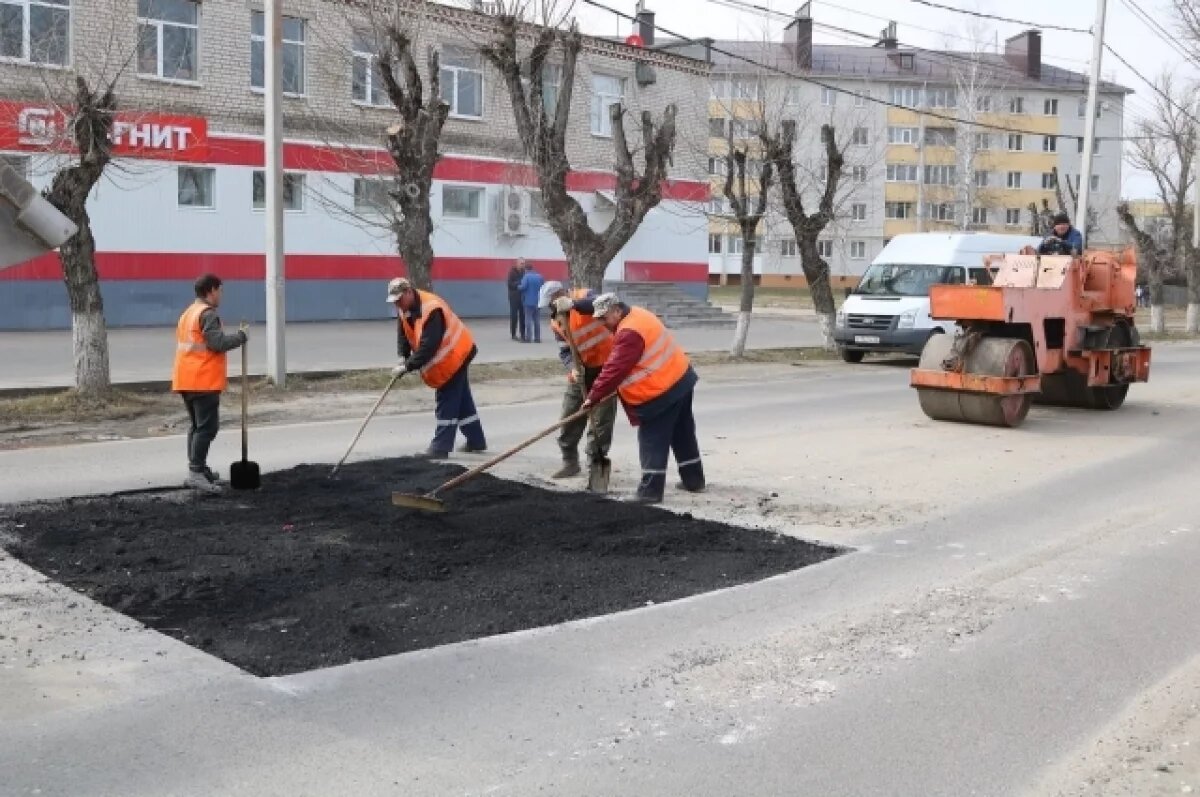    Богомаз потребовал привести брянские дороги в нормативное состояние к маю