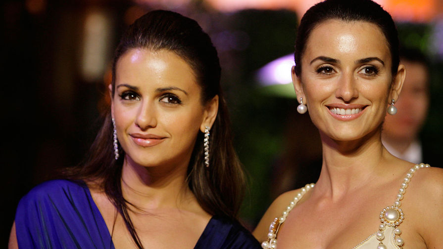 Как выглядят родные сестры и братья самых красивых актеров и актрис