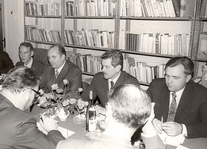 Второй слева М. С. Горбачев, справа от него А. С. Черняев. 1972 год