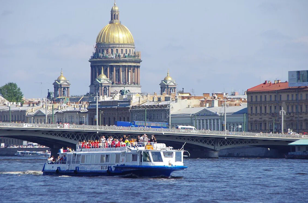 Когда начнется навигация в Петербурге