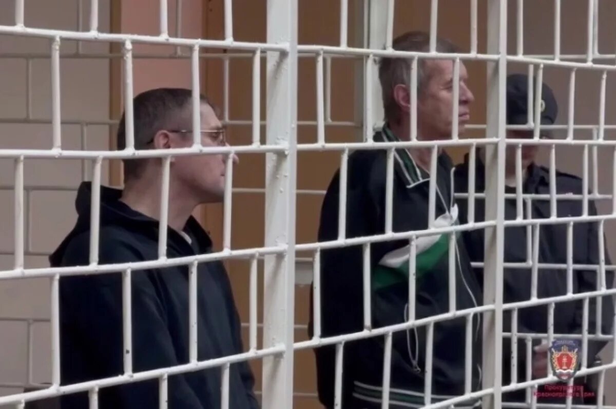    Приговор обвиняемые выслушали молча и безэмоционально