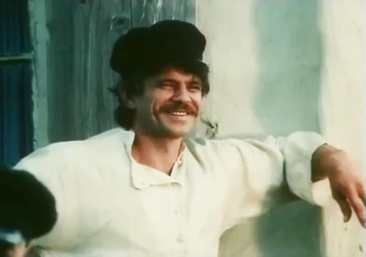    Александр Карин. Фото: Кадр из сериала «Хлеб — имя существительное» (1988)