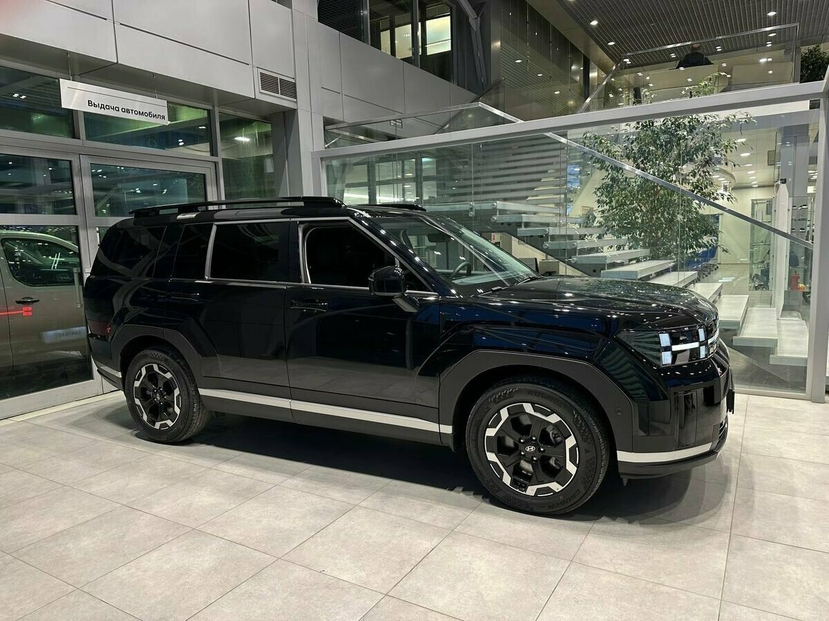 Зашёл к дилеру Hyundai посмотреть новый Santa Fe V: машина отличная, но цена всё портит. Источник иллюстрации - auto.ru