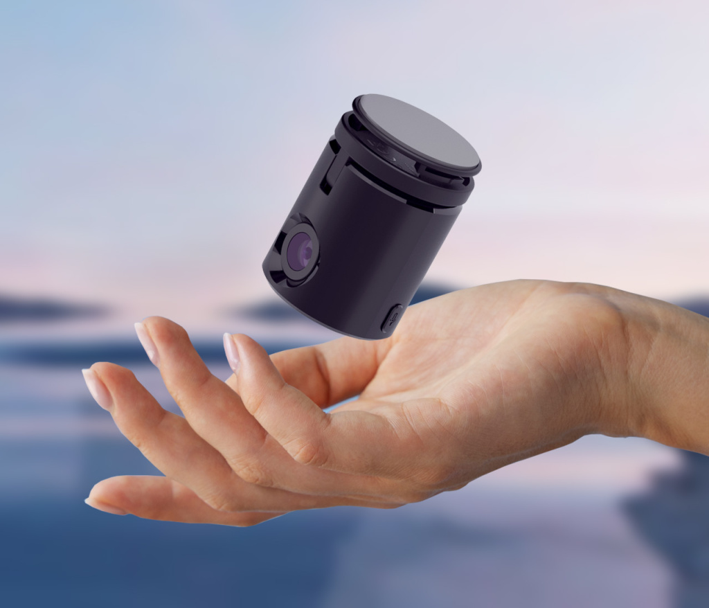 Пример: WowCam — компактная и недорогая модель для базовых задач. Достаточно для городской езды и фиксации происшествий.
