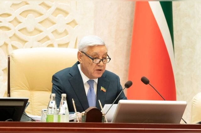    Мухаметшин сложил с себя полномочия и депутата и председателя Госсовета РТ. Фото: Пресс-служба Госсовета Татарстана