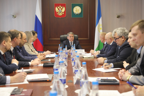     Владимир Жириновскийҙың юбилейына арнап саралар ойоштороласаҡ