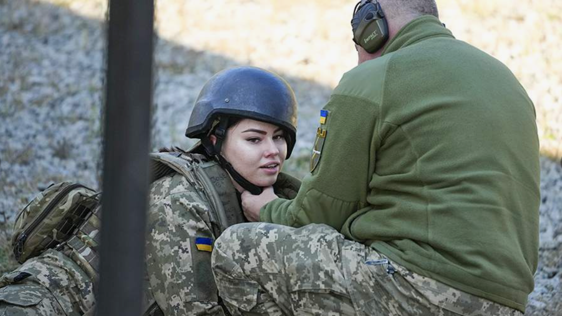    Зеленский подписал закон о предотвращении и противодействии сексуальным злоупотреблениям в ВСУ