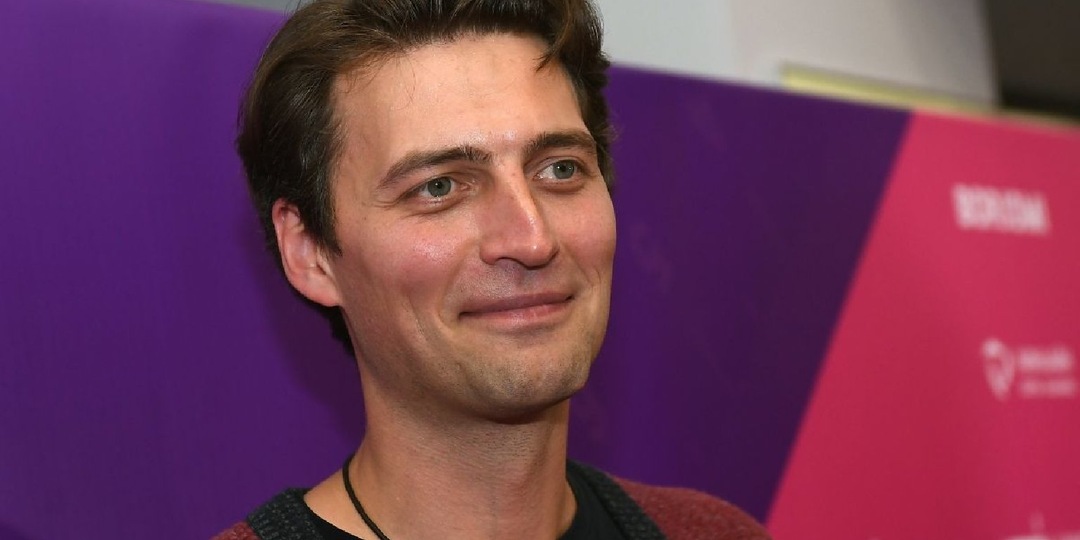 «Зритель все схавает»: расставался с женой и получил серьезную травму. Как складывается судьба звезды драмы «Движение вверх» Ивана Колесникова?