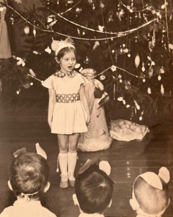 Эвелина Хромченко в детстве.